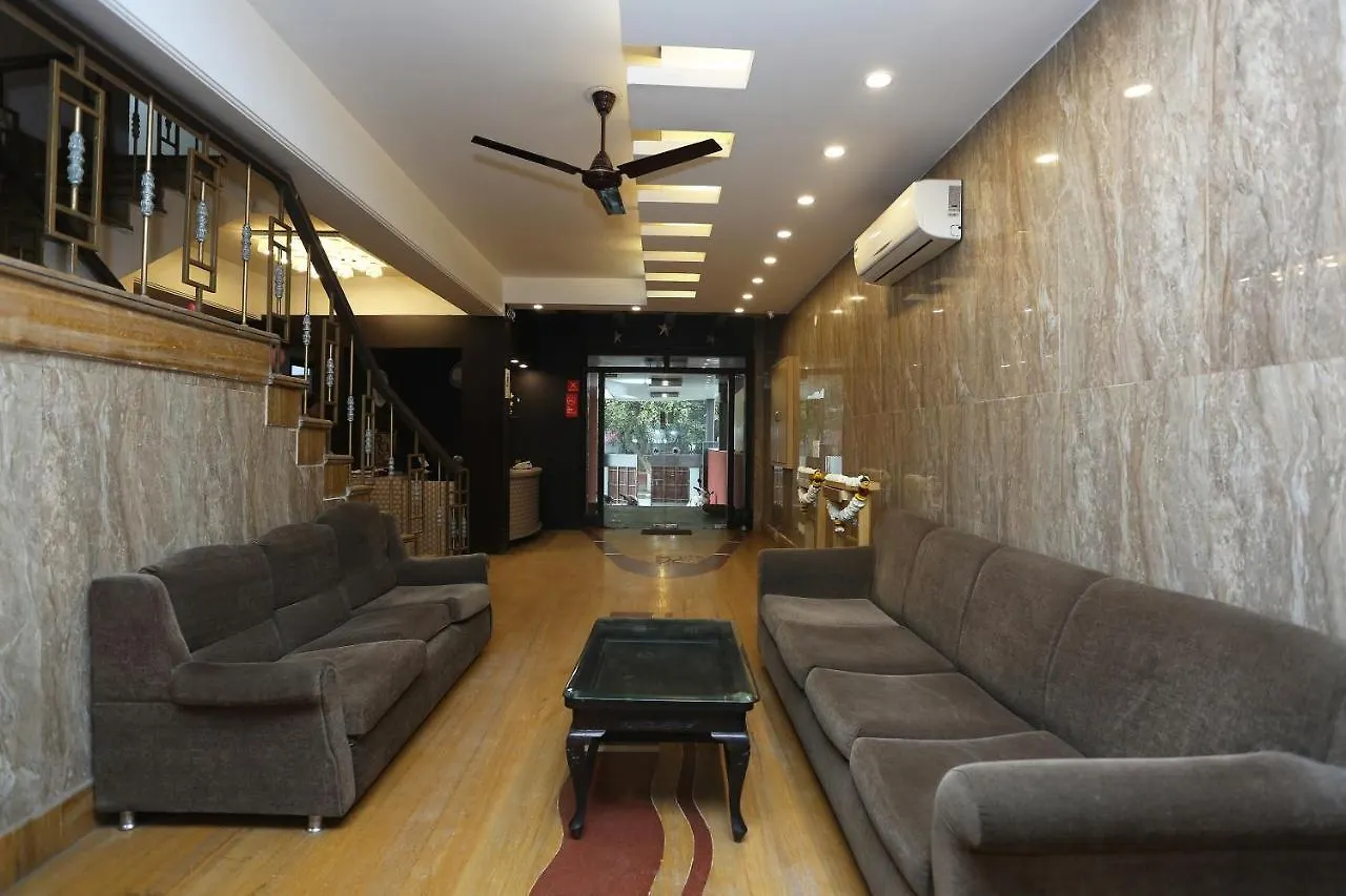 The Avenue Residency Near Leisure Valley Park Gurgaon 3*,