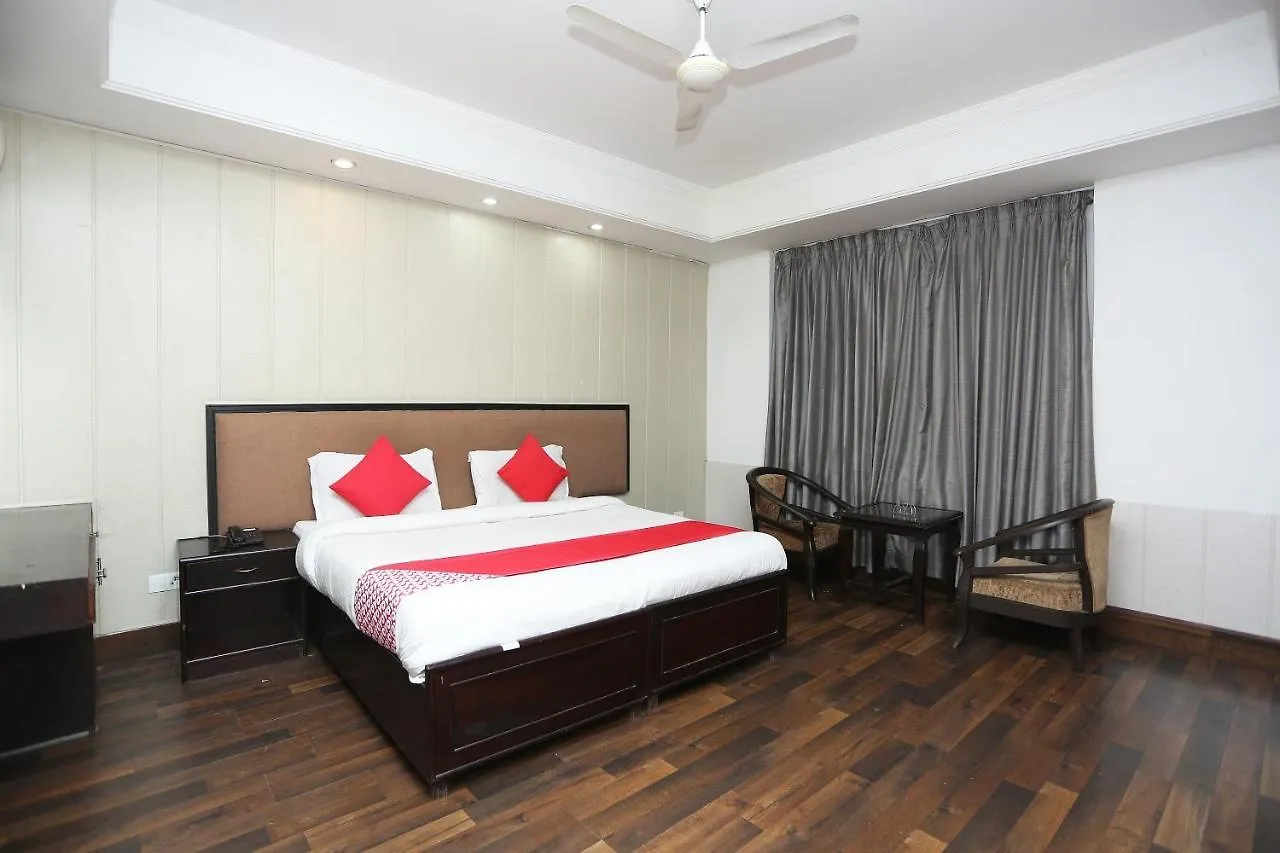 The Avenue Residency Near Leisure Valley Park Gurgaon Hotel