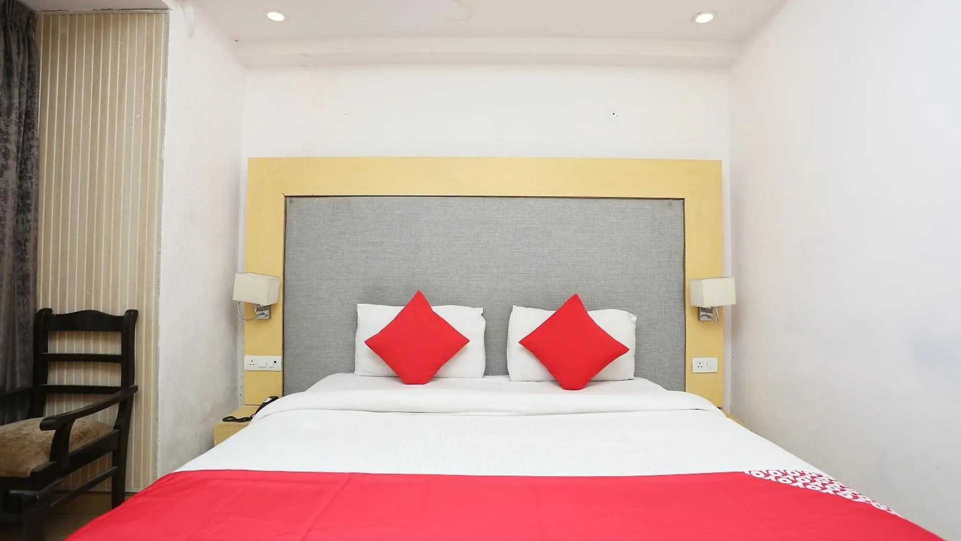 The Avenue Residency Near Leisure Valley Park Gurgaon 3*,