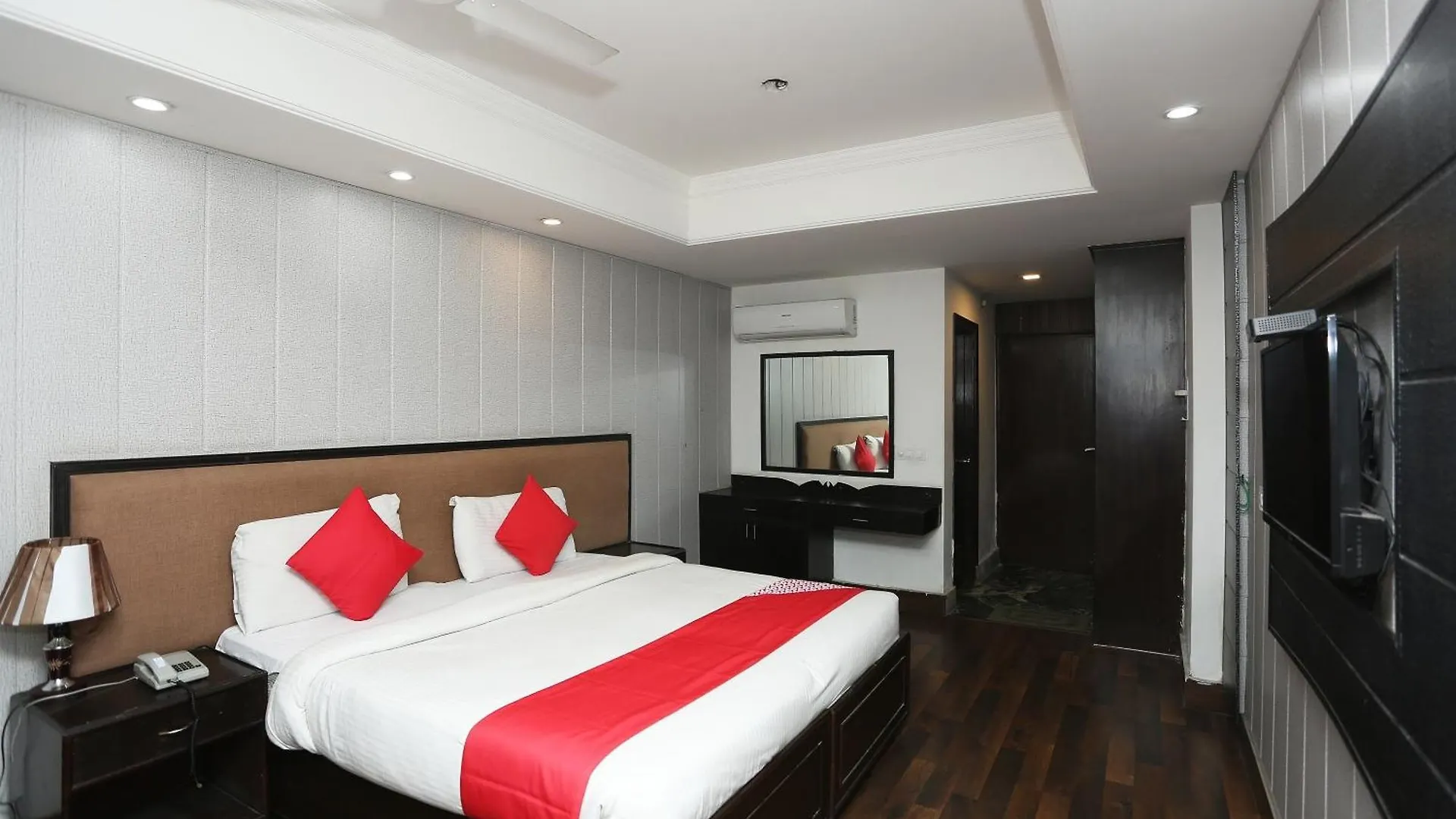 The Avenue Residency Near Leisure Valley Park Gurgaon