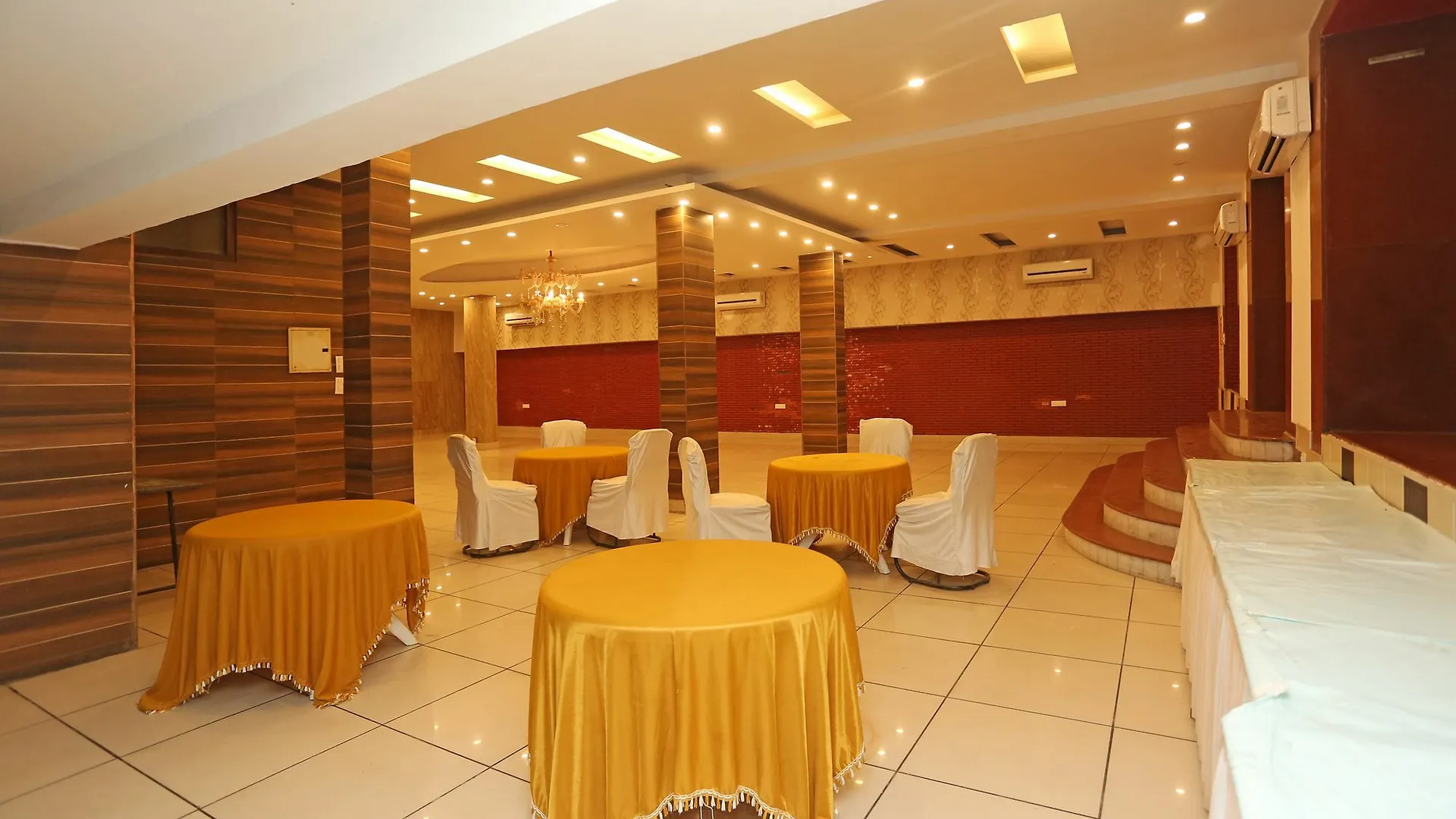 The Avenue Residency Near Leisure Valley Park Gurgaon Hotel