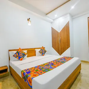 Hotel Fabhotel Nyra Residency, Gurgaon